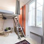 Veeve - Characterful Bastille Hideaway